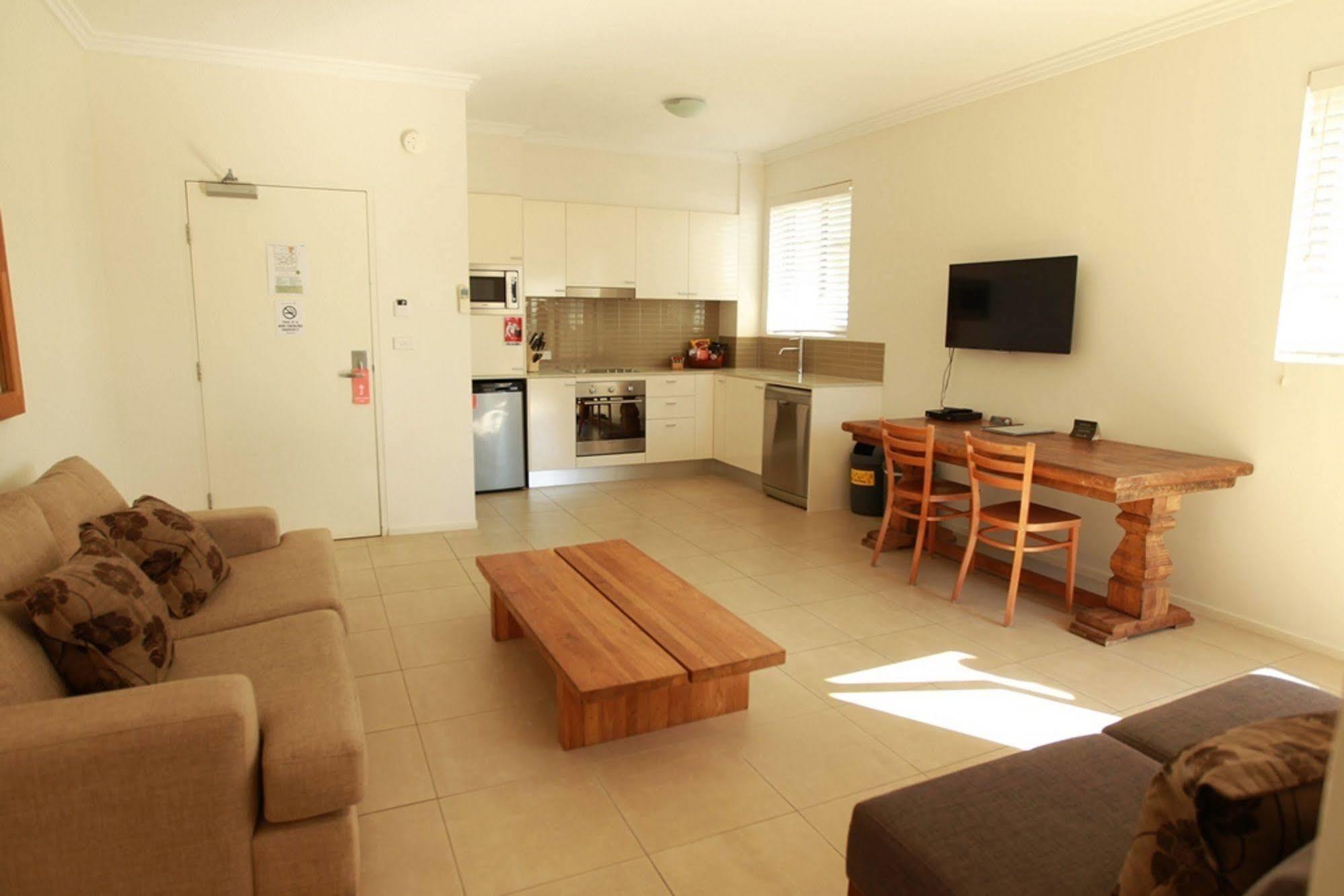 Byron Bay Hotel And Apartments Luaran gambar